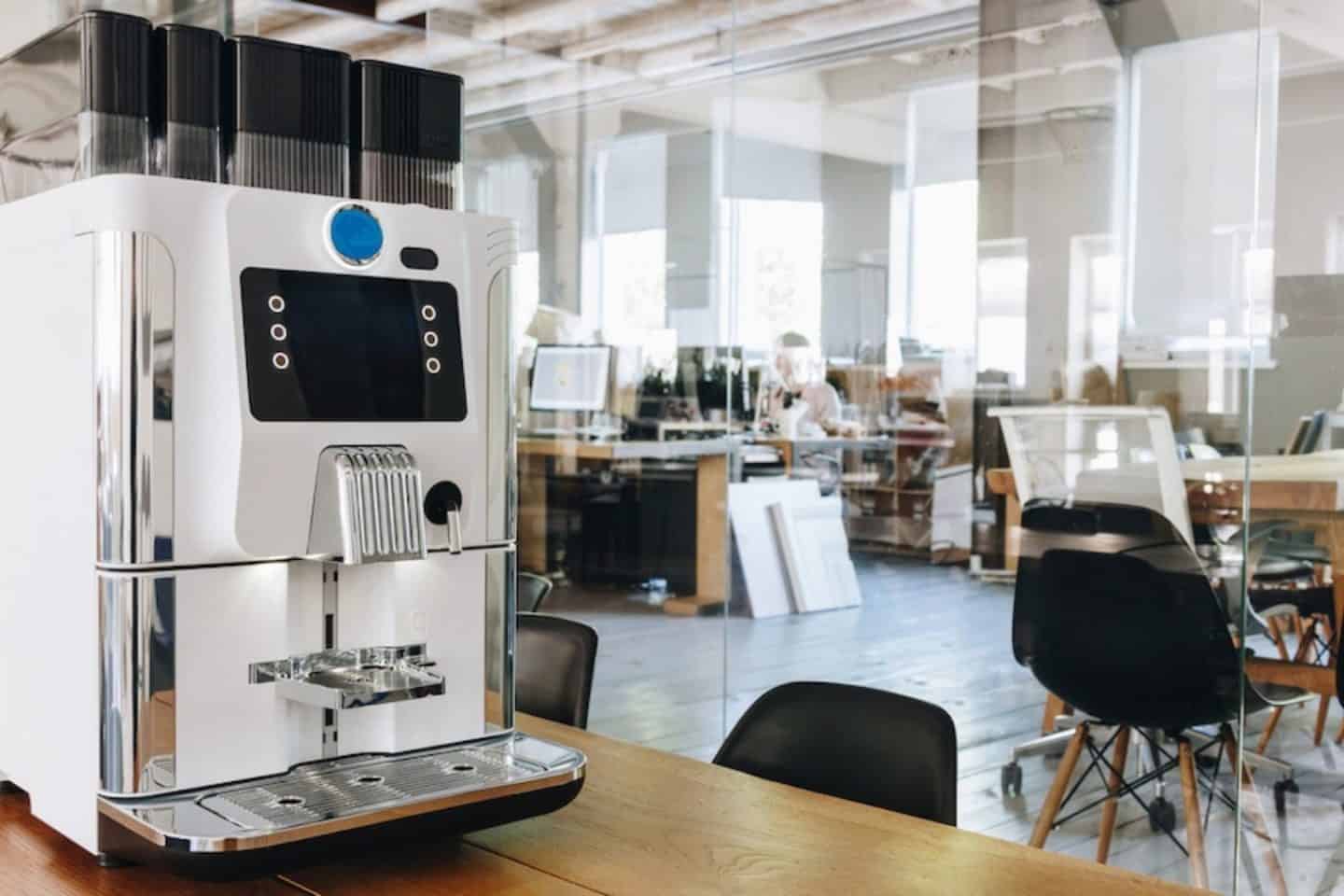 Kaffeevollautomaten für Büro und Unternehmen: Wir helfen bei der Entscheidung