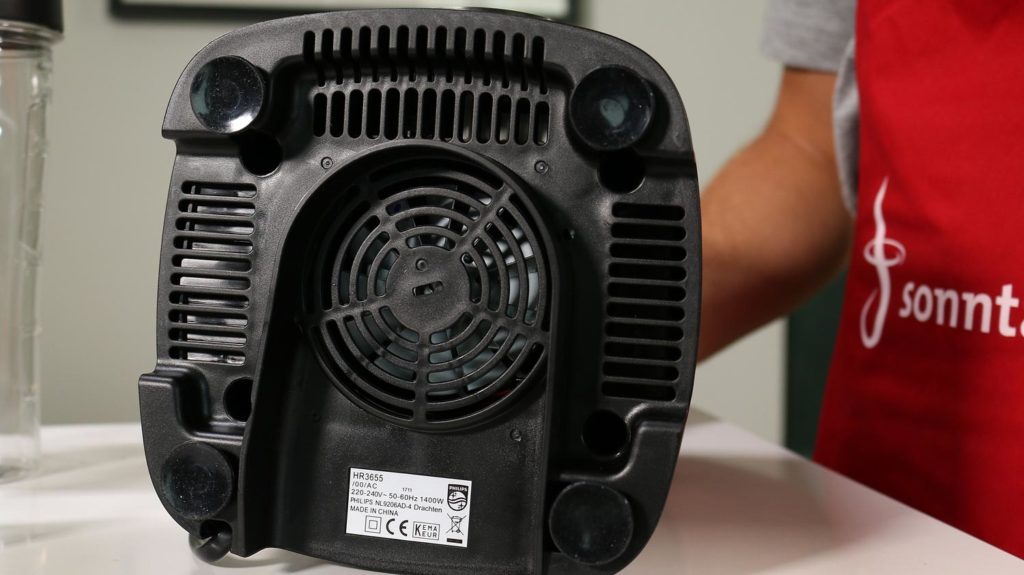 Philips Avance ProBlend 6 3D HR3655 - Standfuss umgedreht