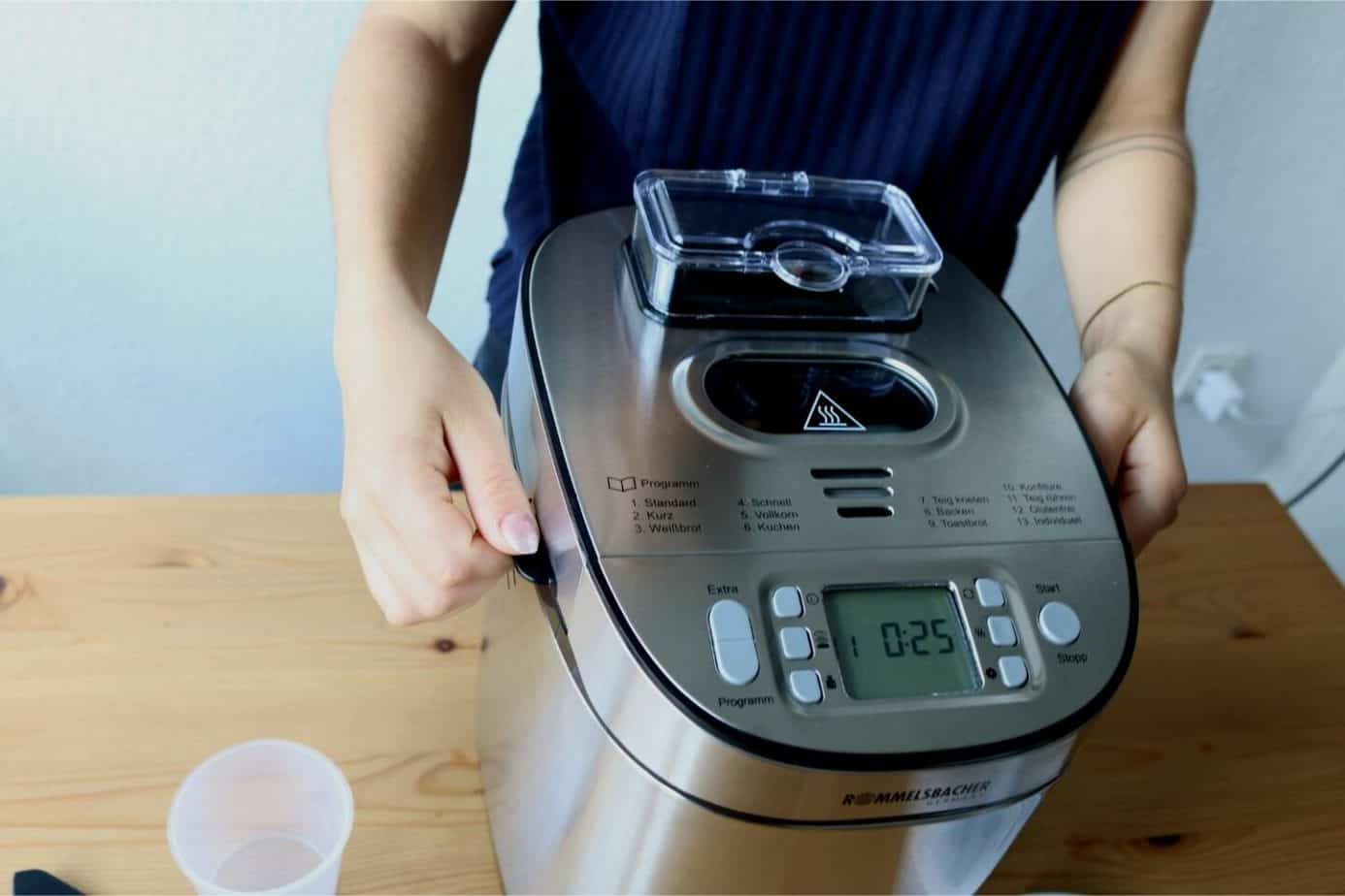 Der Rommelsbacher Brotbackautomat BA 550 im Test & Erfahrungen 2025: Schicke Maschine mit Testsieger-Potential