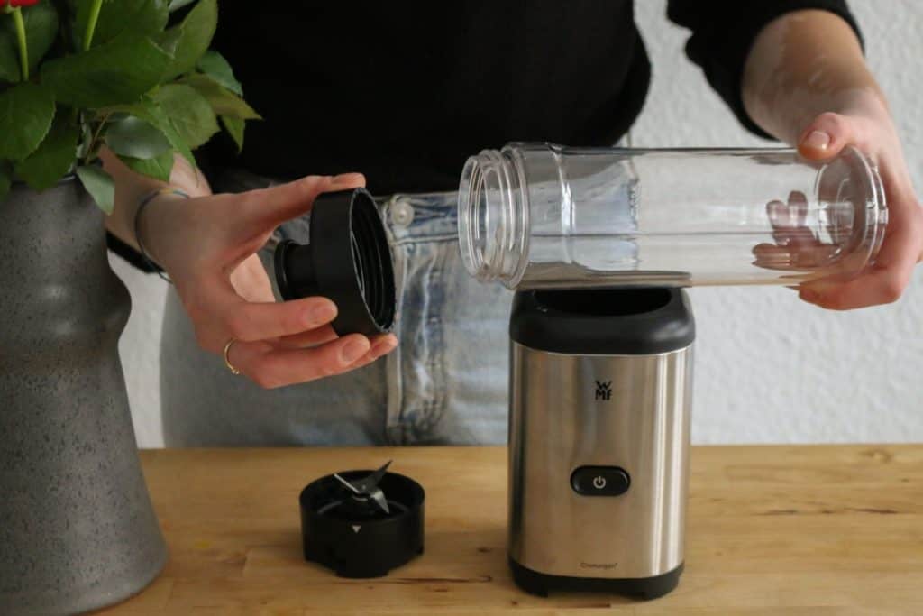 WMF Kult X Mix & Go Mini-Standmixer - Sockel, Messerblock, Mixbehälter und Deckel